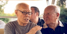 亚洲欧美久久精品一区